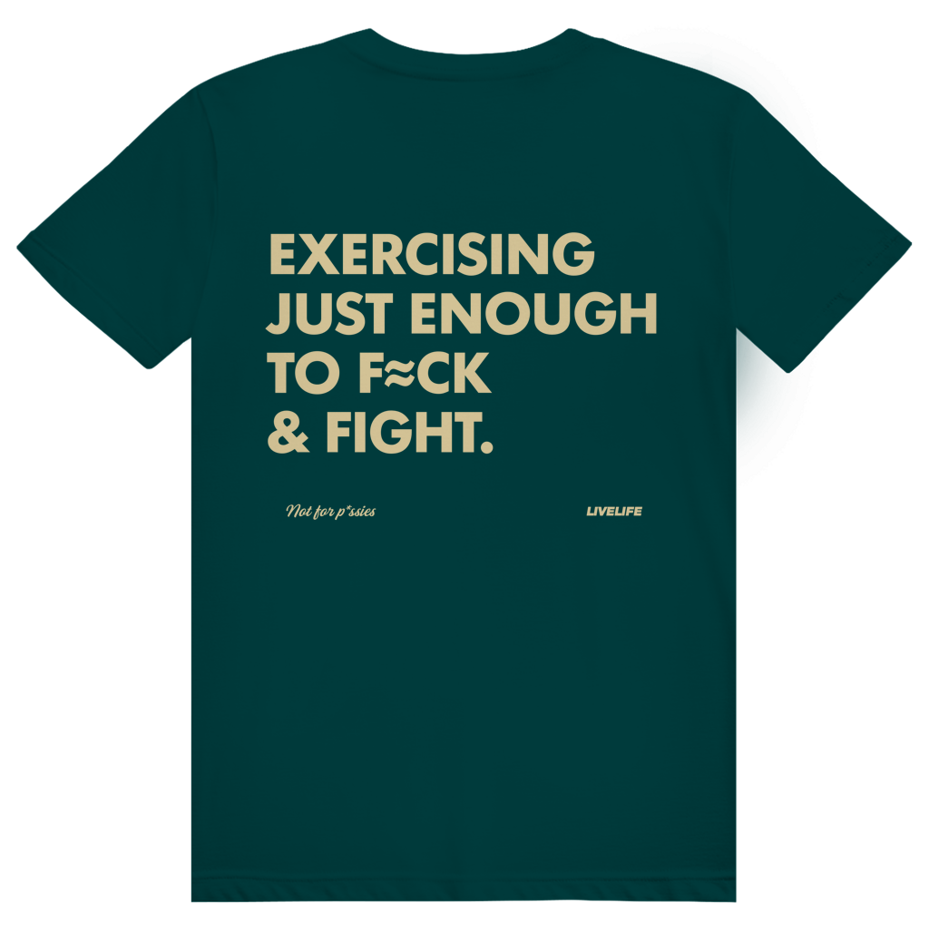 Exercising Just Enough - Freches Gym Statement - Premium Bio Unisex (Rückendruck) T-Shirt