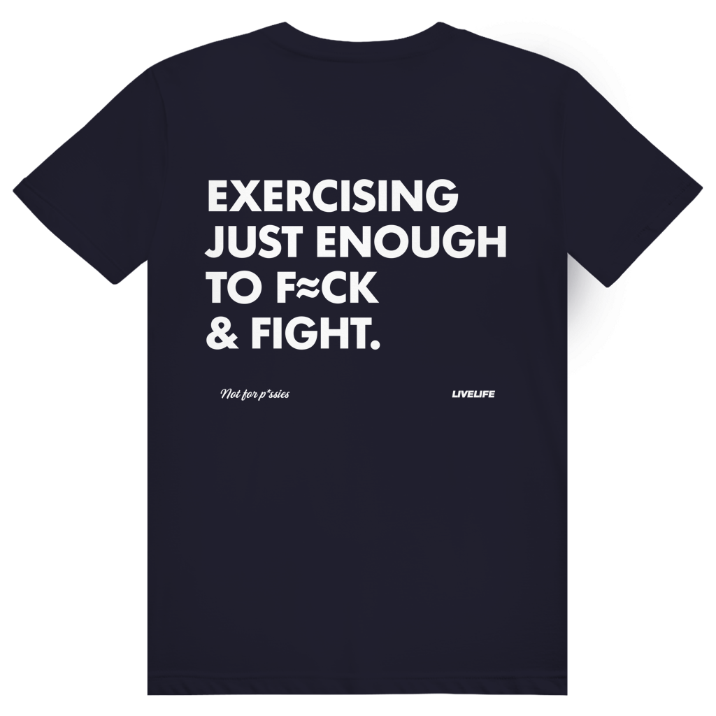 Exercising Just Enough - Freches Gym Statement - Premium Bio Unisex (Rückendruck) T-Shirt