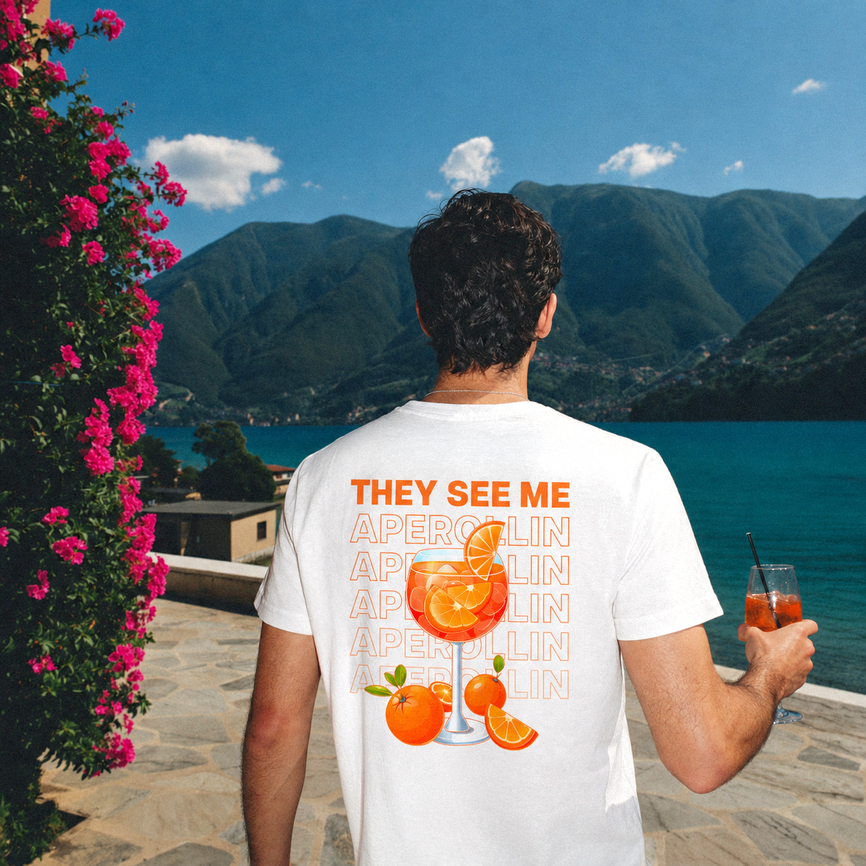 They see me Aperollin - Aperol Spritz - Premium Bio Unisex (Rückendruck) T-Shirt